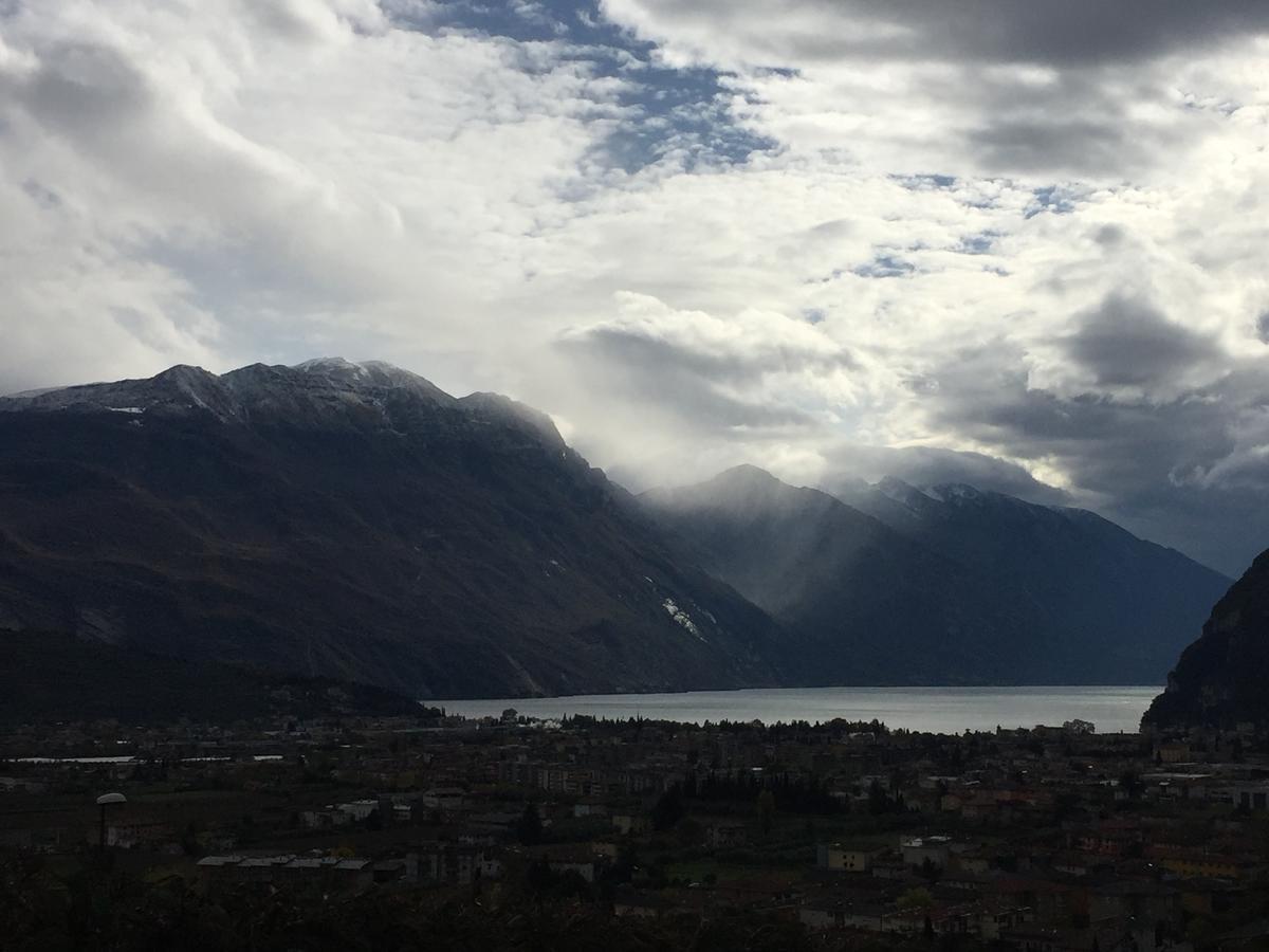 Villa Arzilla Riva del Garda Exterior foto